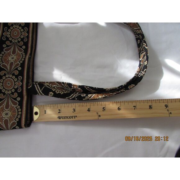 Vera Bradley medium sized purse bag black, tan zipper closure - Picture 6 of 6